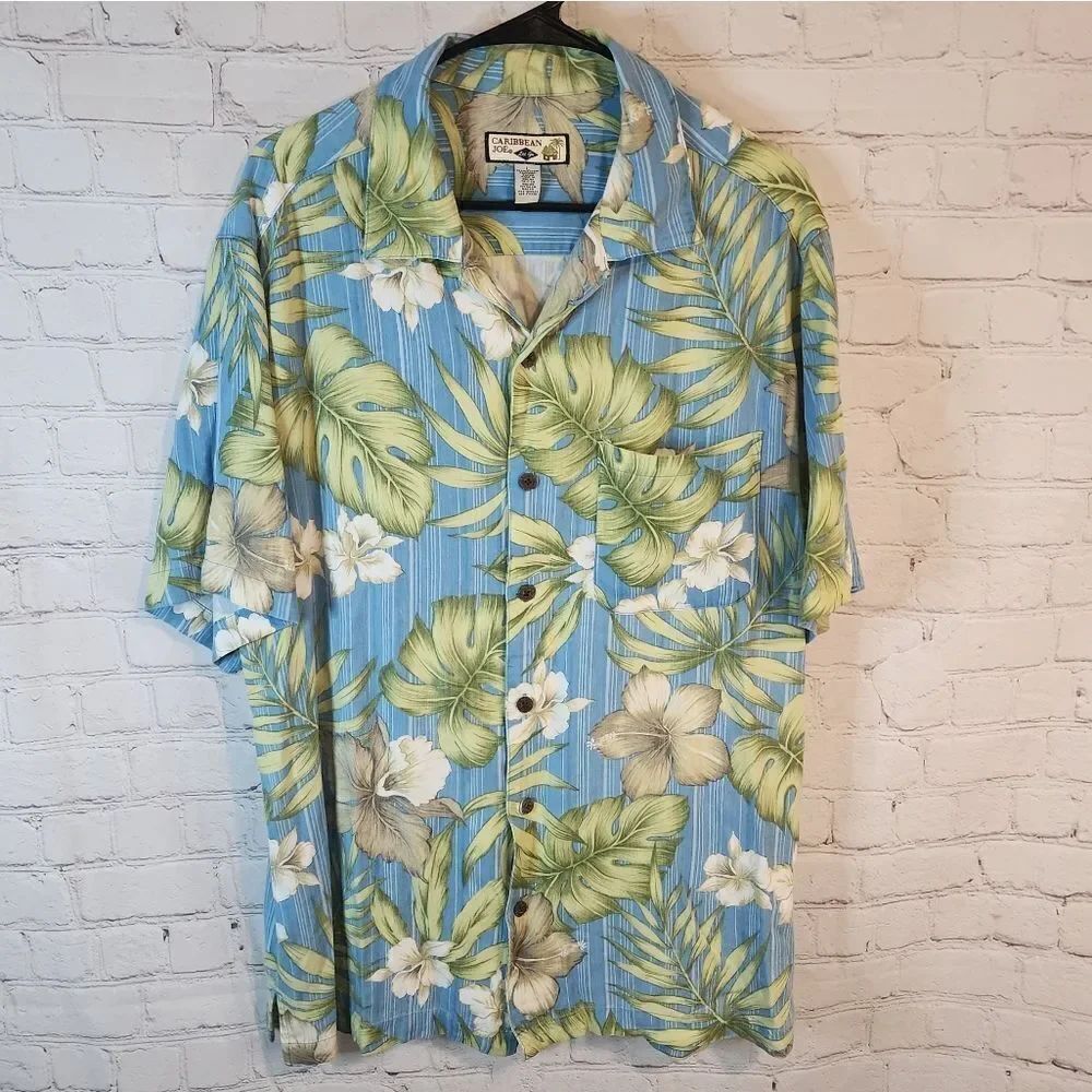 Men's Caribbean Joe Hawaiian shirt, size Large